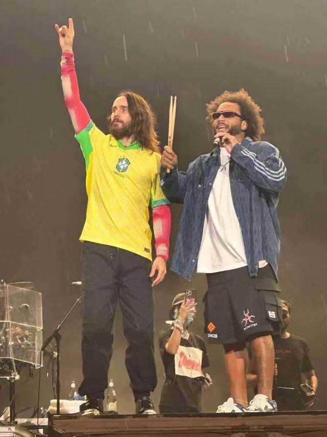 1711582396689009275.jpg e0890d2051c69c82a0f2d566299a57a.jpg